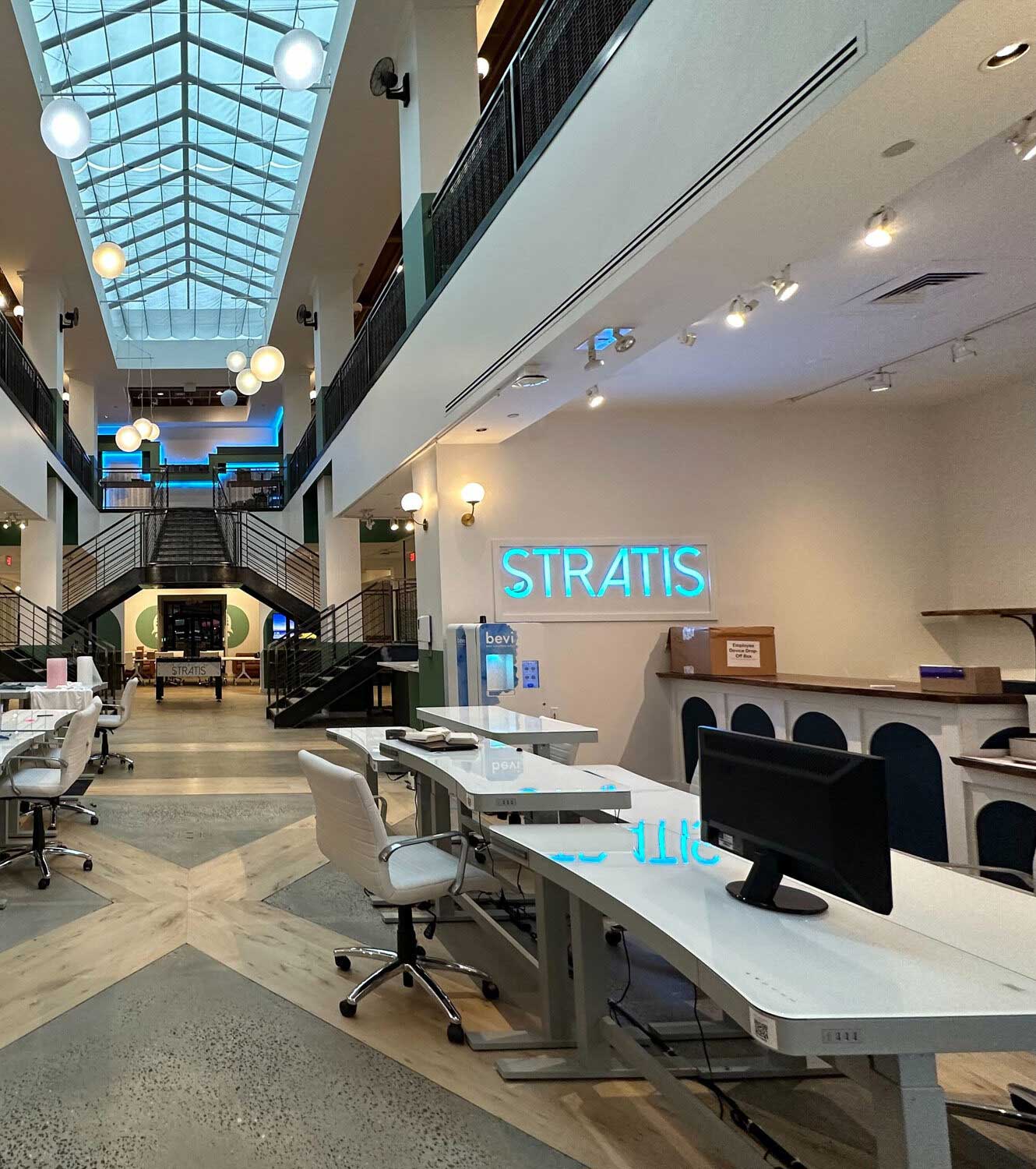 Stratis Office